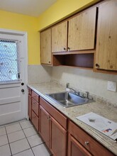 1120 NE 10th St, Unit 3 in Hallandale Beach, FL - Building Photo - Building Photo