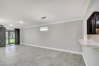 1105 Maplewood Dr in Greenacres, FL - Building Photo - Building Photo