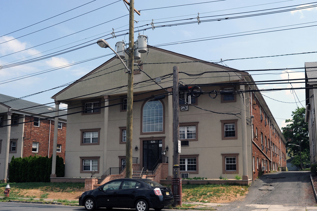 Grand Bellevue Apartments in Elizabeth, NJ - Building Photo