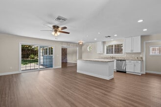 24101 Mobile St in West Hills, CA - Building Photo - Building Photo