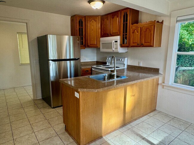310-310 San Joaquin Ave-Unit -1 in Shelton, WA - Building Photo - Building Photo