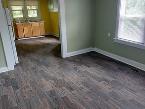 236 Clyde St in Beckley, WV - Foto de edificio - Building Photo