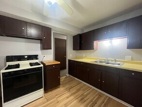 6248-6250 45th St N in Oakdale, MN - Building Photo - Building Photo