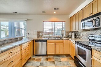 20721 E 40th Ave in Denver, CO - Building Photo - Building Photo