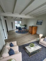 320 7th St, Unit 6 in Seal Beach, CA - Building Photo