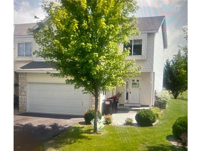 property at 700 Bradbury Cir
