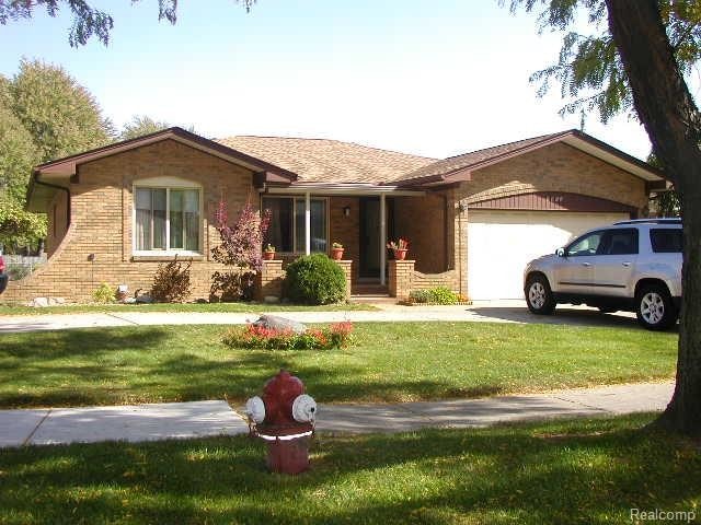 2952 Sylvan Dr in Sterling Heights, MI - Building Photo - Building Photo