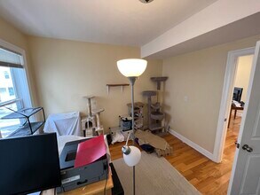 10 Jay St, Unit 1 in Somerville, MA - Building Photo - Building Photo