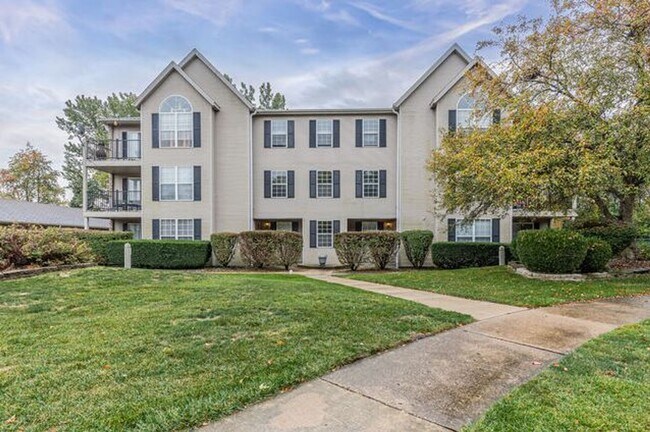 property at 5 Hartwell Ct