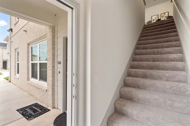 property at 1101 Halsey Dr