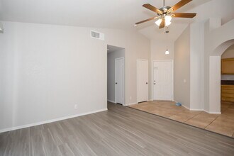 3207 W Verde Way in North Las Vegas, NV - Building Photo - Building Photo