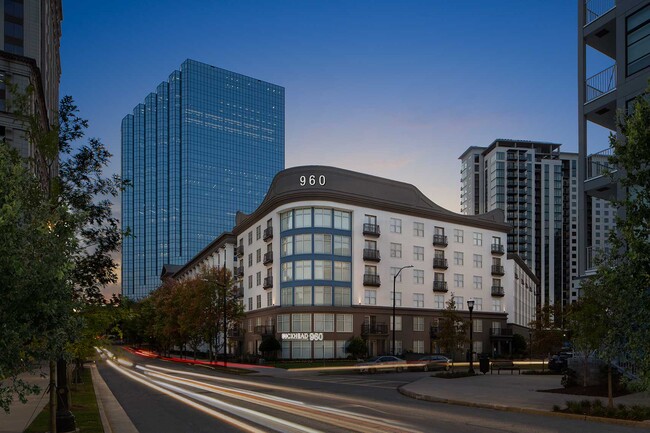 Buckhead 960