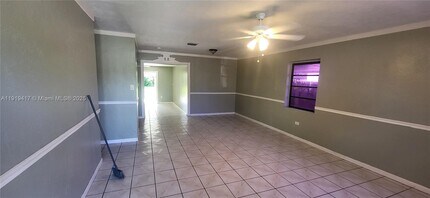 1310 NE 143rd St in North Miami, FL - Building Photo - Building Photo