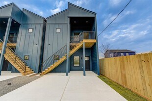 9727 Stedman St in Houston, TX - Building Photo