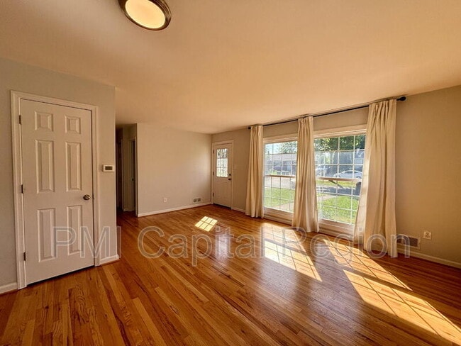 1 Stanley Ct in Rockville, MD - Building Photo - Building Photo