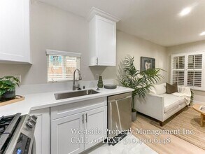 1142 24th St in Santa Monica, CA - Building Photo - Building Photo