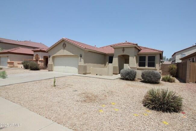 4815 N 95th Ln in Phoenix, AZ - Building Photo - Building Photo