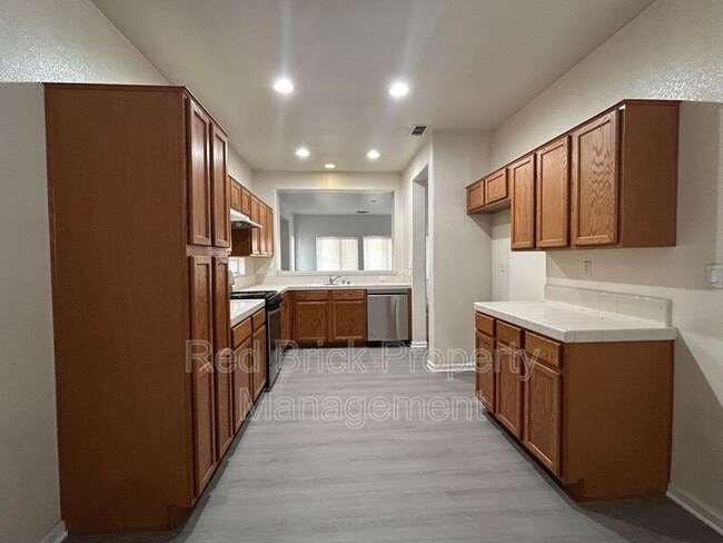 3577 Santiago Ave in Merced, CA - Building Photo - Building Photo