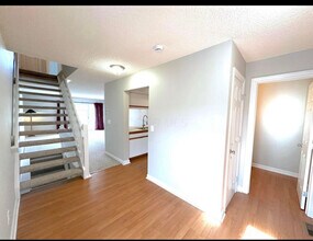 1999 Jasper Ln in Hilliard, OH - Building Photo - Building Photo