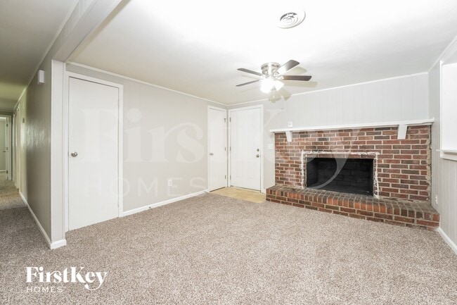 1038 Adrian Cir SW in Conyers, GA - Building Photo - Building Photo