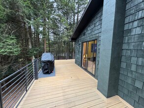 1393 NY-296 in Hunter, NY - Building Photo - Building Photo