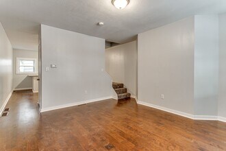 4713 Lorigan St in Pittsburgh, PA - Building Photo - Building Photo
