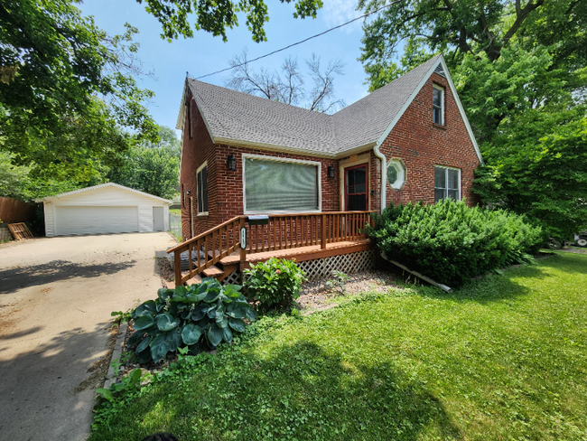 1112 Loomis Ave in Des Moines, IA - Foto de edificio - Building Photo