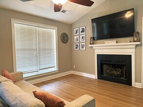 1290 Monterey Dr in Sumter, SC - Building Photo - Building Photo