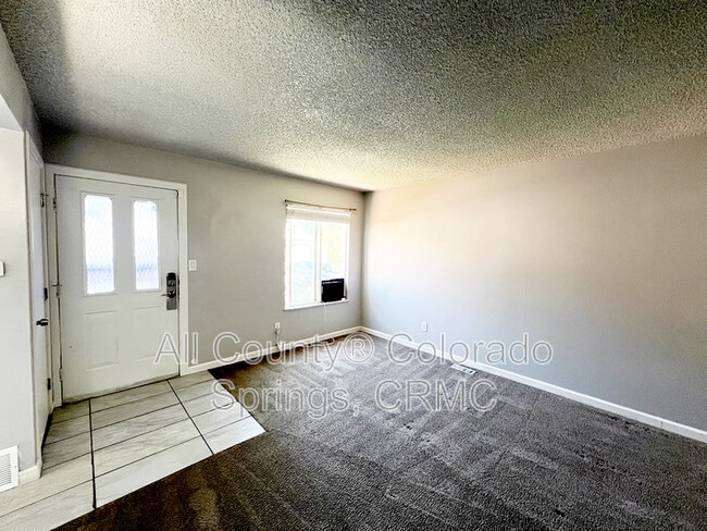 2372 Lexington Village Ln in Colorado Springs, CO - Building Photo - Building Photo