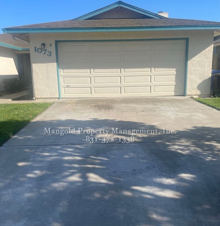 1073 Pinnacles Ave in Greenfield, CA - Foto de edificio