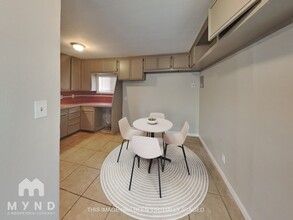 1105 Arnold Dr in Corpus Christi, TX - Building Photo - Building Photo