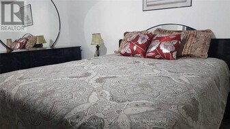 9 Shademaster Ct in Toronto, ON - Building Photo