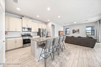 8080 Lucent Ct in Melbourne, FL - Building Photo - Building Photo