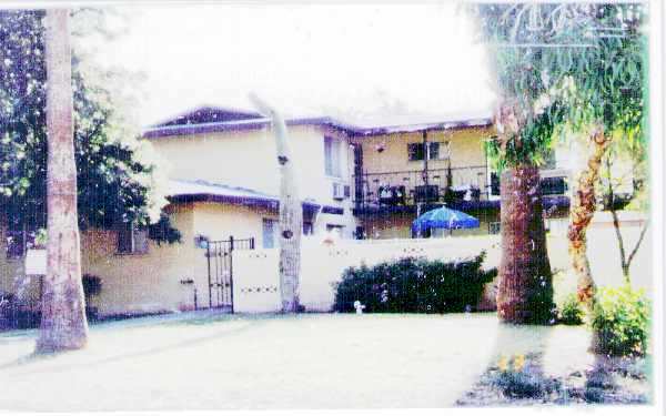 Tomahawk Lodge in Phoenix, AZ - Foto de edificio - Building Photo