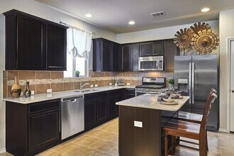 11716 Monterosso Dr in Austin, TX - Building Photo - Building Photo