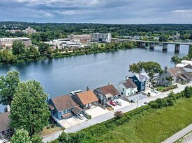 1343 Waters Edge Dr in Augusta, GA - Building Photo