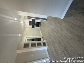 1629 W Wildwood Dr in San Antonio, TX - Building Photo - Building Photo