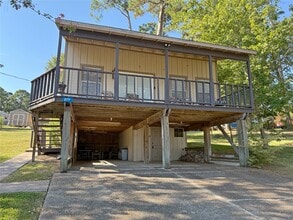 277 Edgewater Way in Pointblank, TX - Building Photo - Building Photo