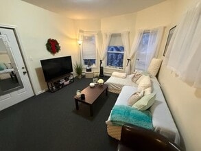 126-128 Vernal St in Everett, MA - Building Photo - Building Photo