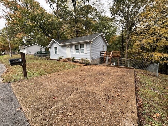1021 Hollis Ln in White House, TN - Building Photo - Building Photo