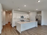 6411 Aspen Mountain Ave in Las Vegas, NV - Building Photo - Building Photo