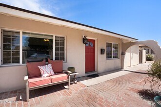 7608 E Catalina Dr in Scottsdale, AZ - Building Photo - Building Photo