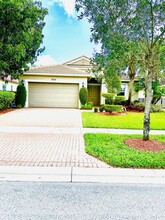 2818 Bellarosa Circle in West Palm Beach, FL - Building Photo - Building Photo