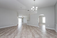 5390 Silver Thistle Ln in St. Cloud, FL - Foto de edificio - Building Photo