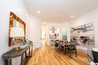 2263 Market St in San Francisco, CA - Building Photo - Building Photo