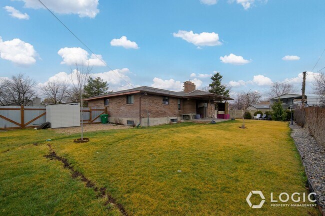 2718 Ferron Dr in Salt Lake City, UT - Building Photo - Building Photo