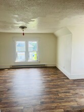 1330 E Washington St in New Castle, PA - Building Photo - Building Photo