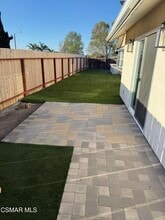 400 N Steckel Dr in Santa Paula, CA - Building Photo - Building Photo