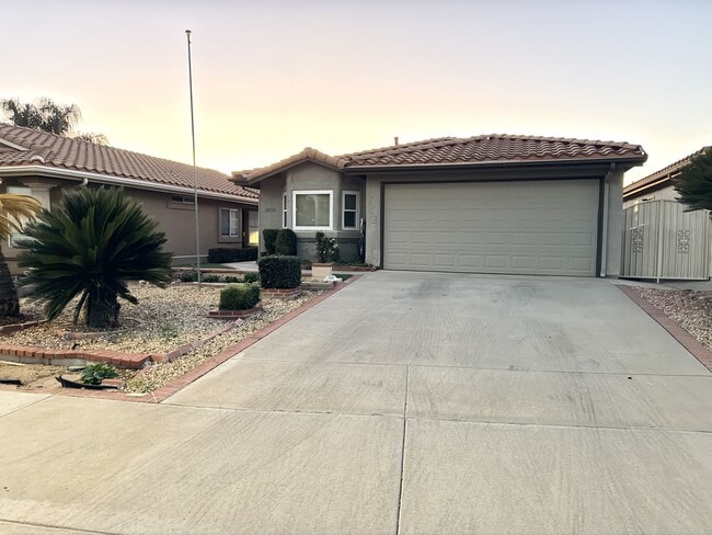 property at 28133 Vía Domador