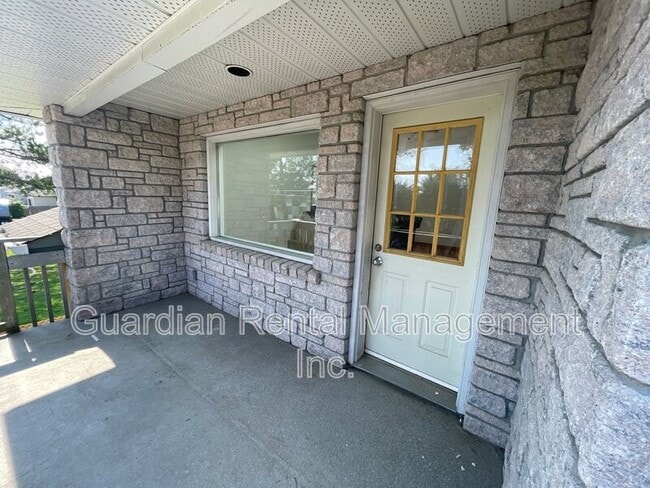 property at 1227 Regina Ave